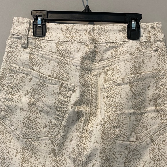 Paige Mini Skirt with Distressed Raw Edge in Neutral Print Women’s Waist 26 - Picture 8 of 12